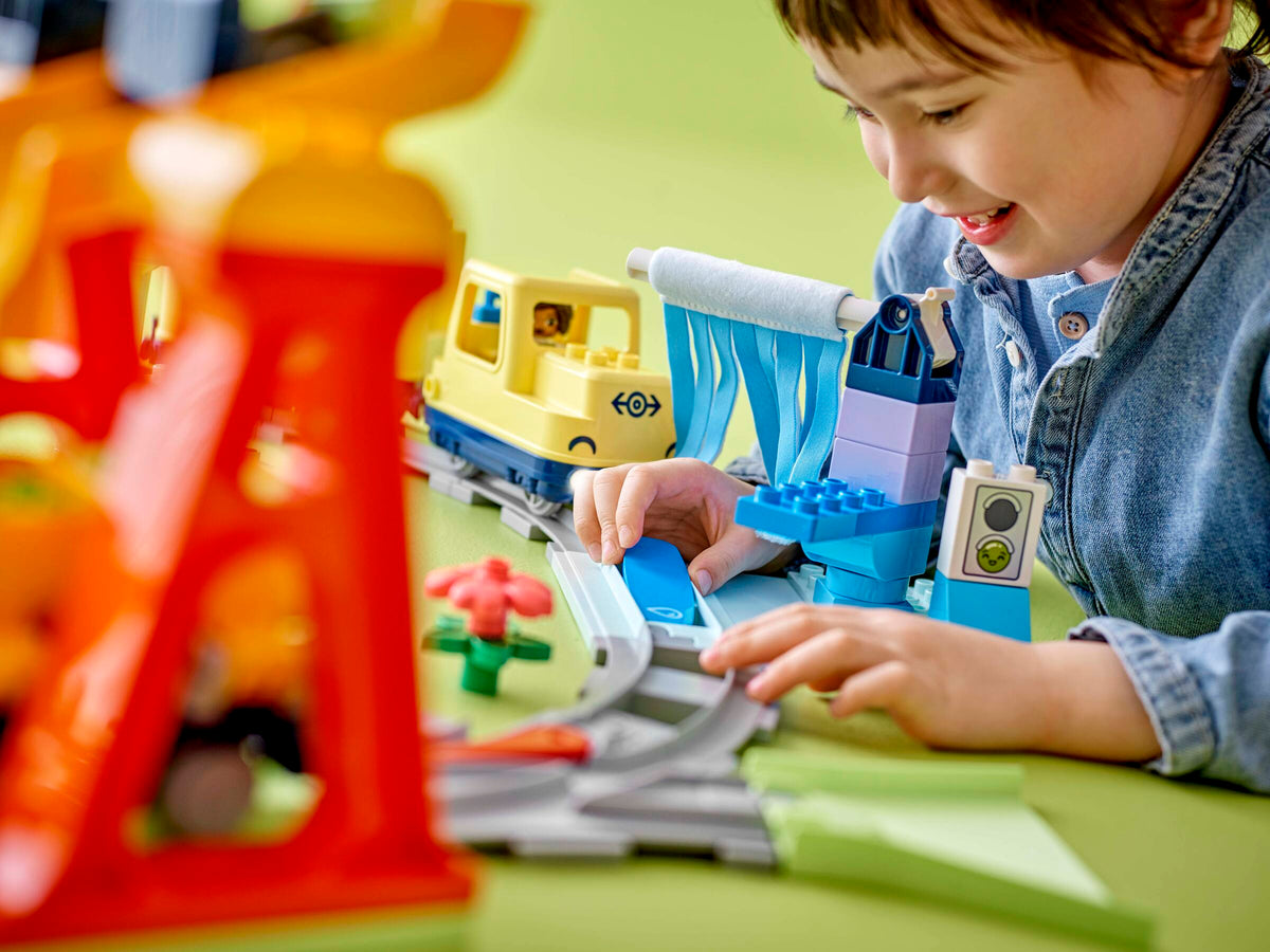 LEGO DUPLO Gran Tren Comunitario Interactivo 10428