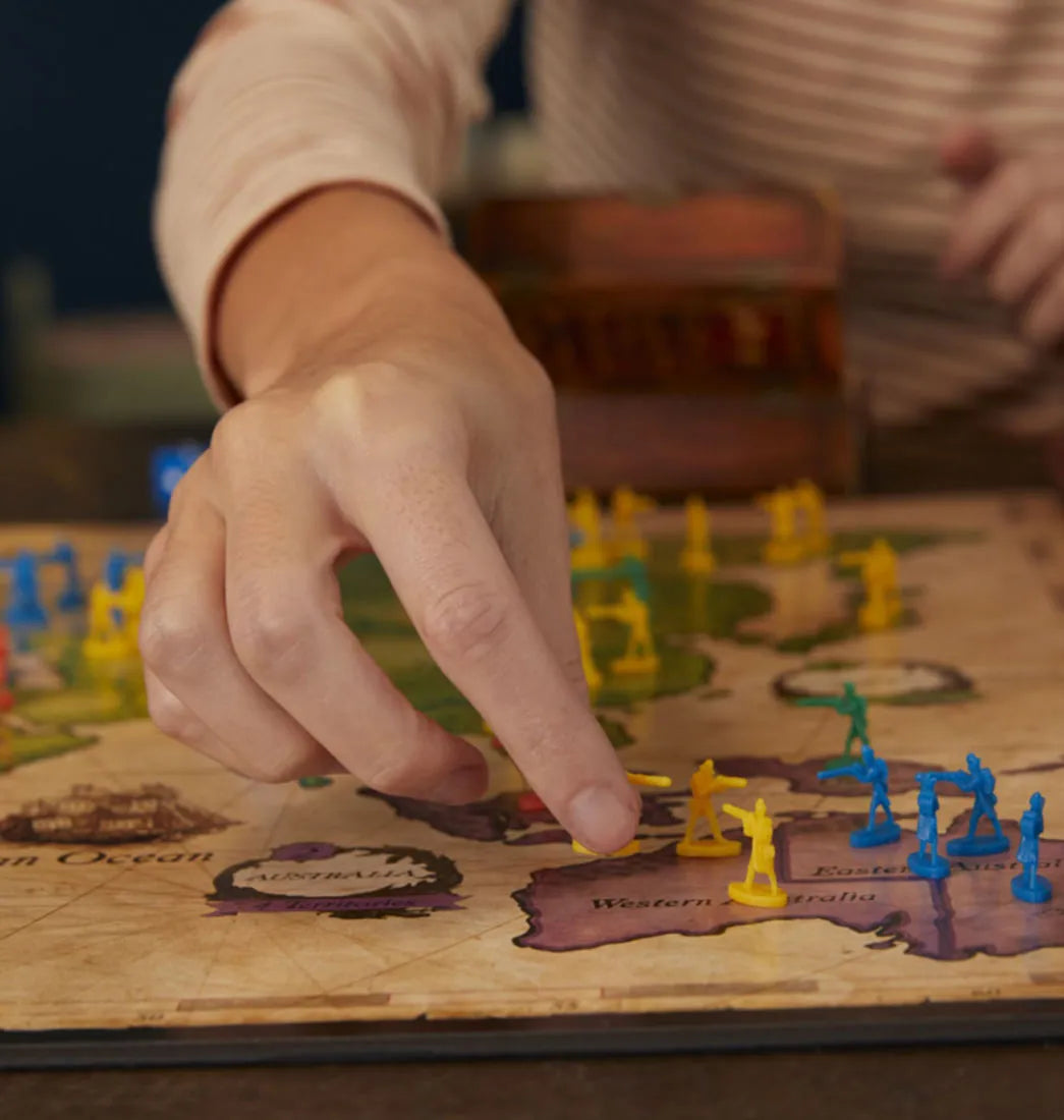 Juego De Mesa Fan Hasbro Gaming Risk
