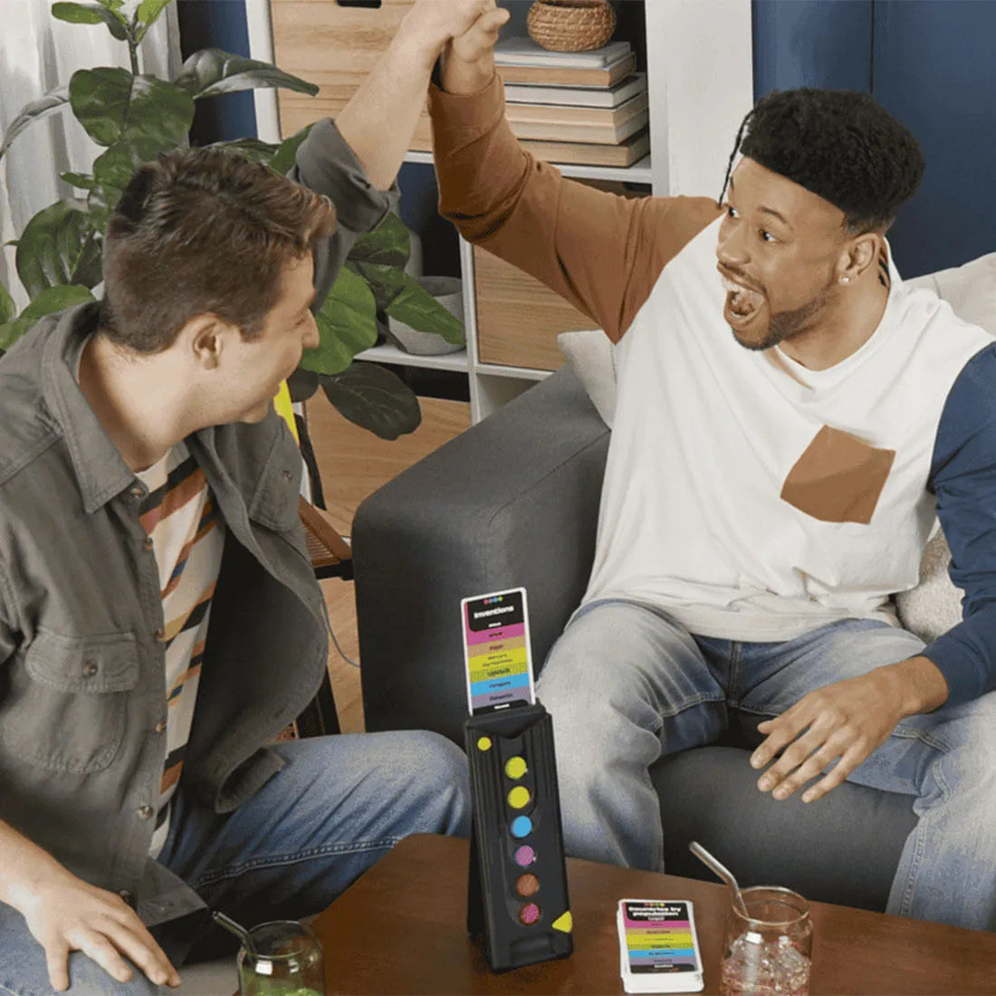 Juego de Mesa Trivialista - Hasbro Gaming