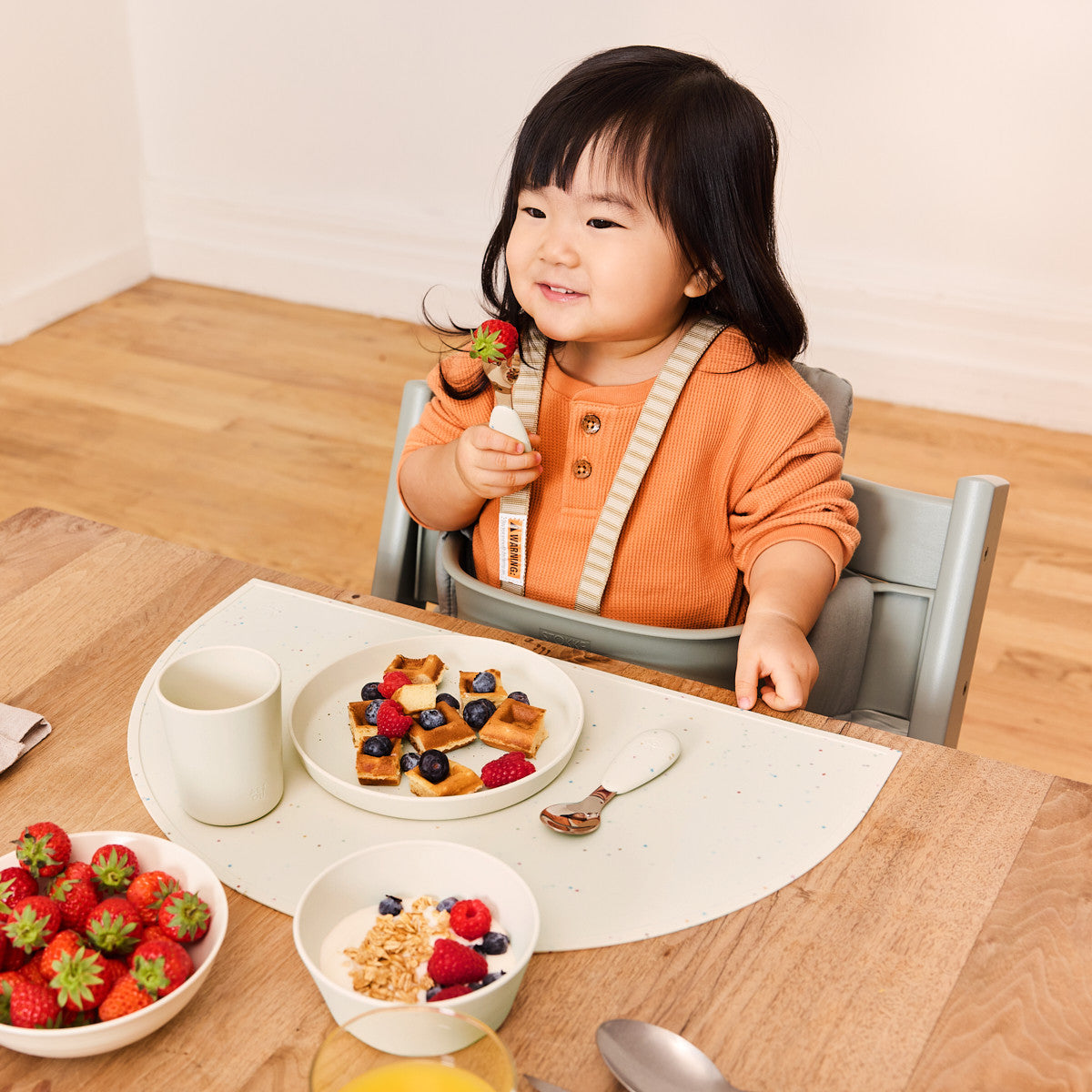 AEIOU Toddler Tableware Gift Set
