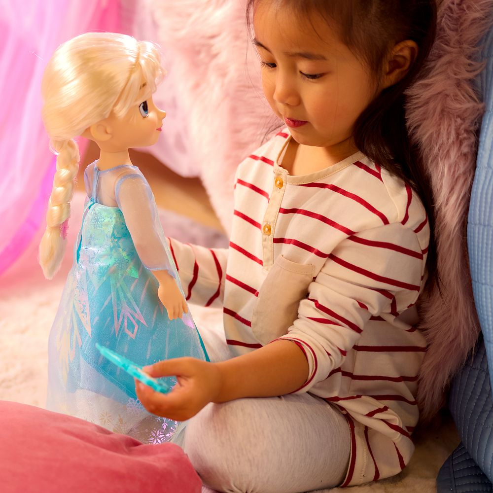Muñeca Elsa Frozen Disney Once Upon a Story 40.6 cm