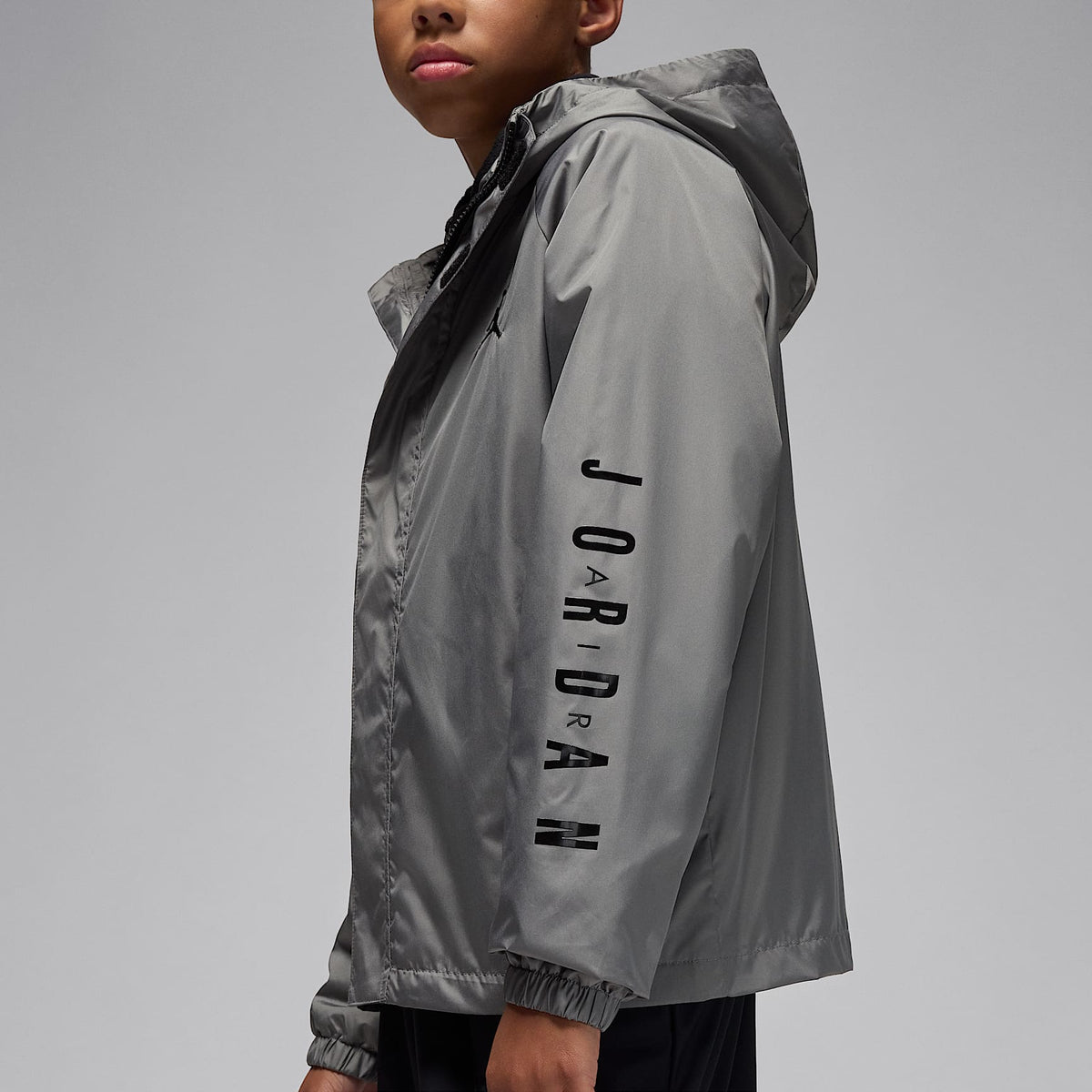 Chamarra 3 en 1 System Jordan para niño talla grande – Gris humo – vista 5