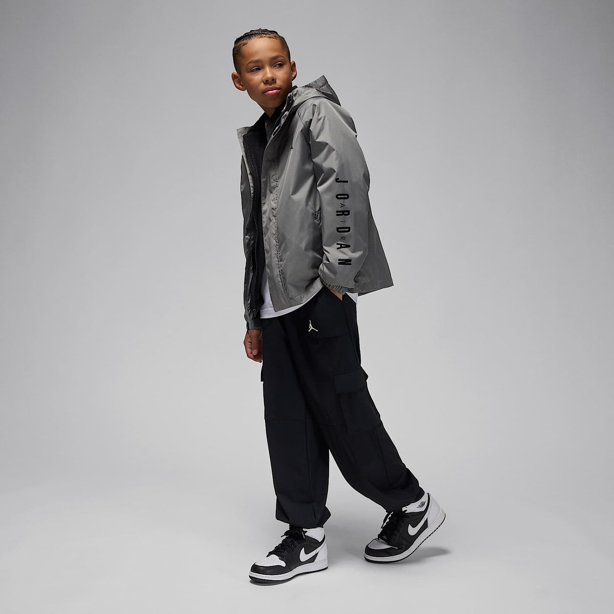 Chamarra 3 en 1 System Jordan para niño talla grande – Gris humo – vista 15
