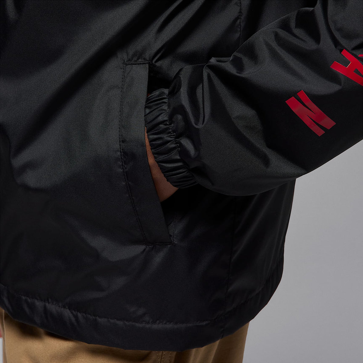 Chamarra 3 en 1 System Jordan para niño talla grande – Negro – vista 6