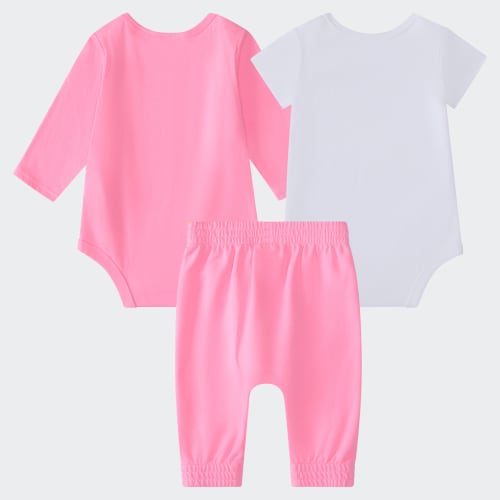 Conjunto adidas 3-Piece Bodysuit & Jogger Pant para Bebés y Niños Pequeños