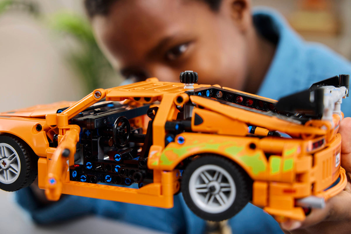 LEGO Technic Fast and Furious Toyota Supra MK4 42204