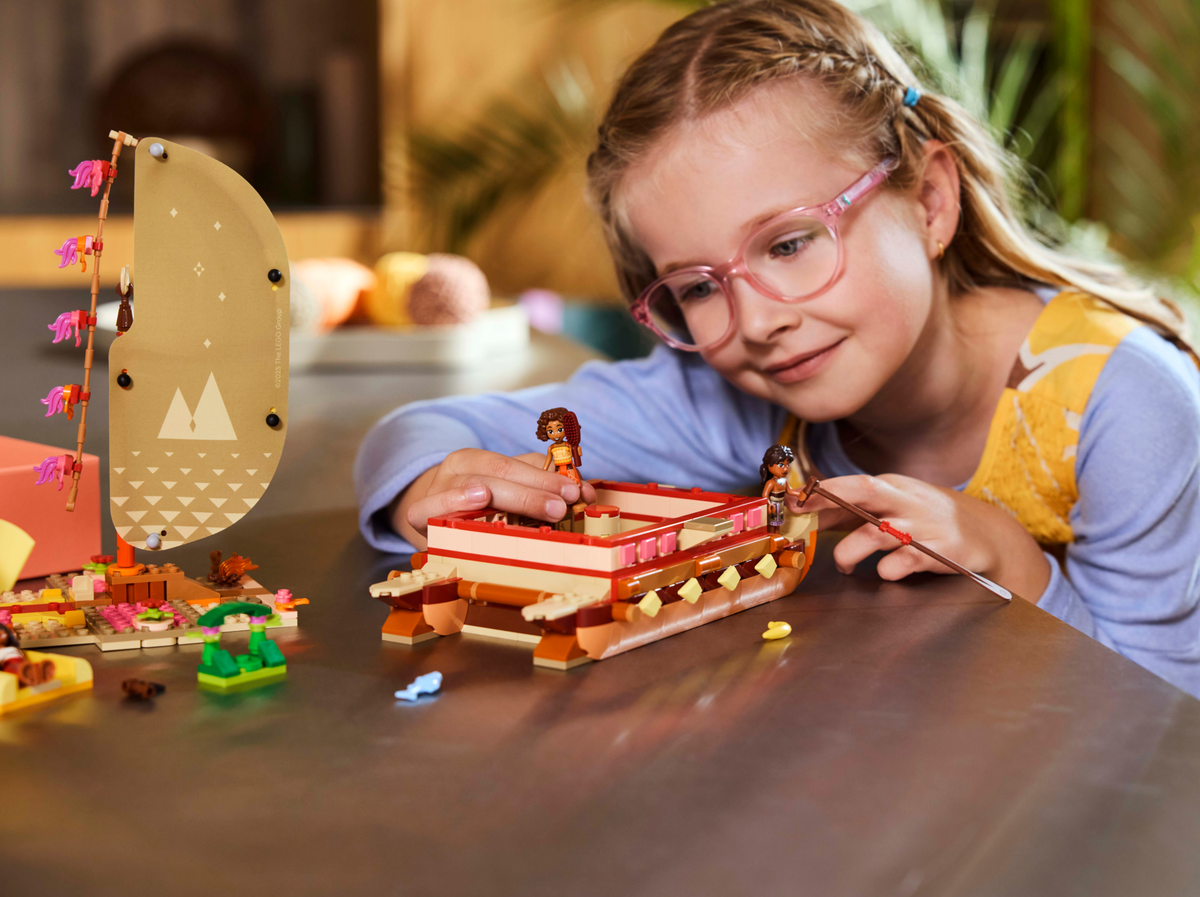 LEGO Disney Canoa de Aventuras de Vaiana 43270