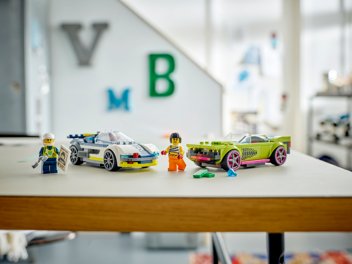 LEGO City Persecución en Auto de Policía y Deportivo 60415