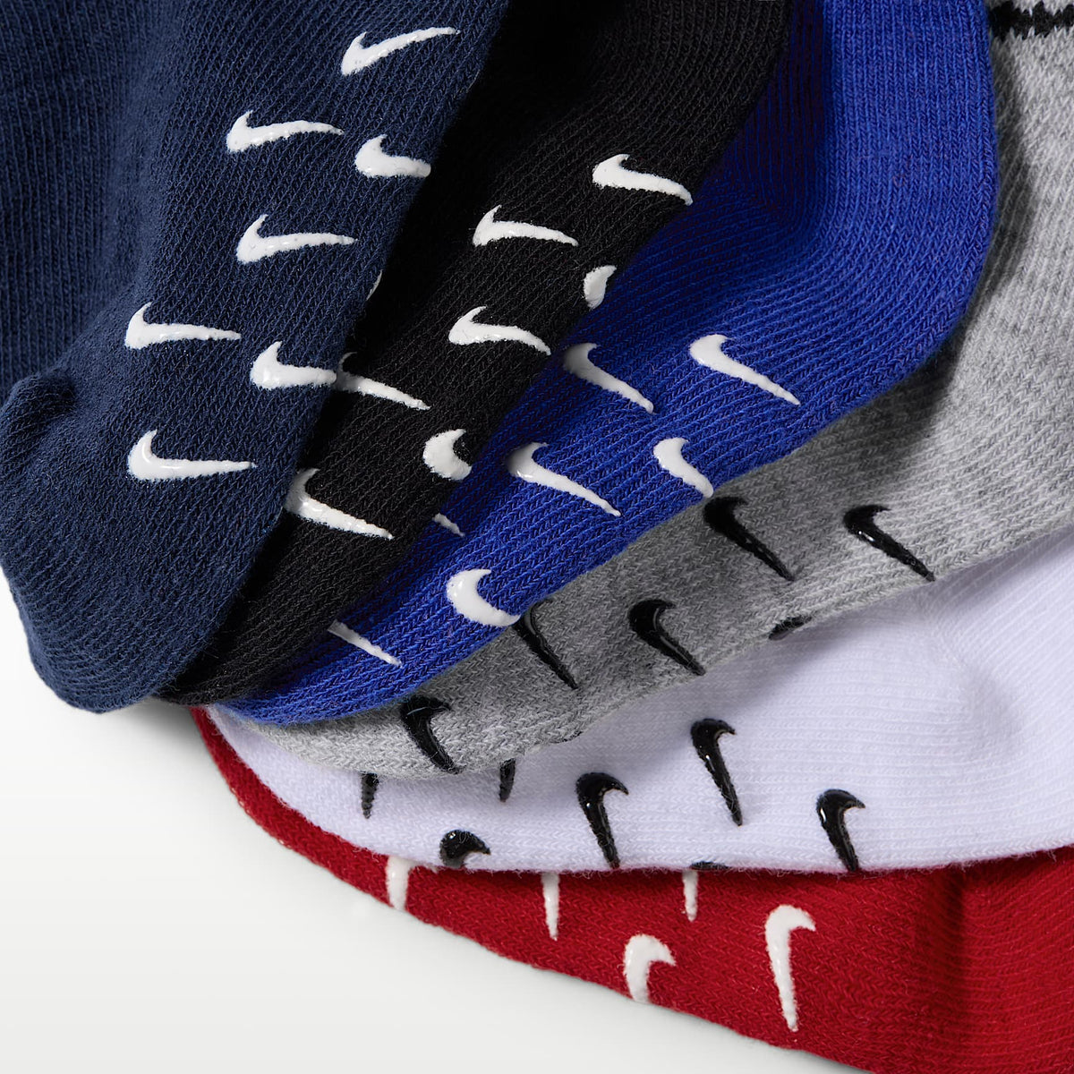 Calcetines antideslizantes Core Swoosh para bebé (6 pares) Nike – Azul marino medianoche – vista 3