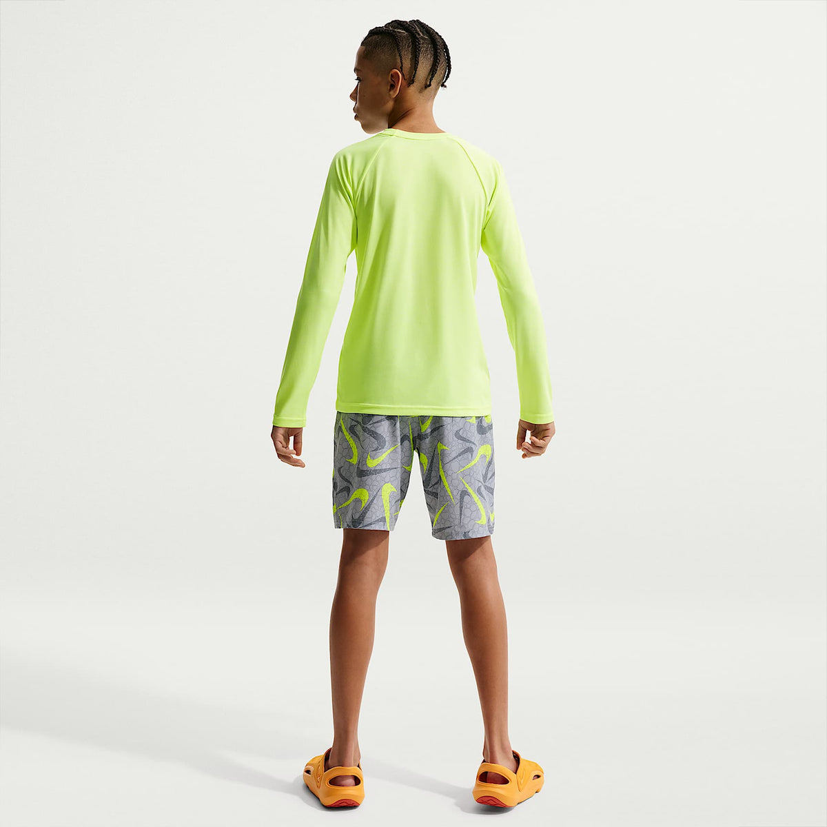Shorts de playa o alberca con forro de ropa interior de 18 cm para niño talla grande Nike Swim Breaker – Gris lobo – vista 5