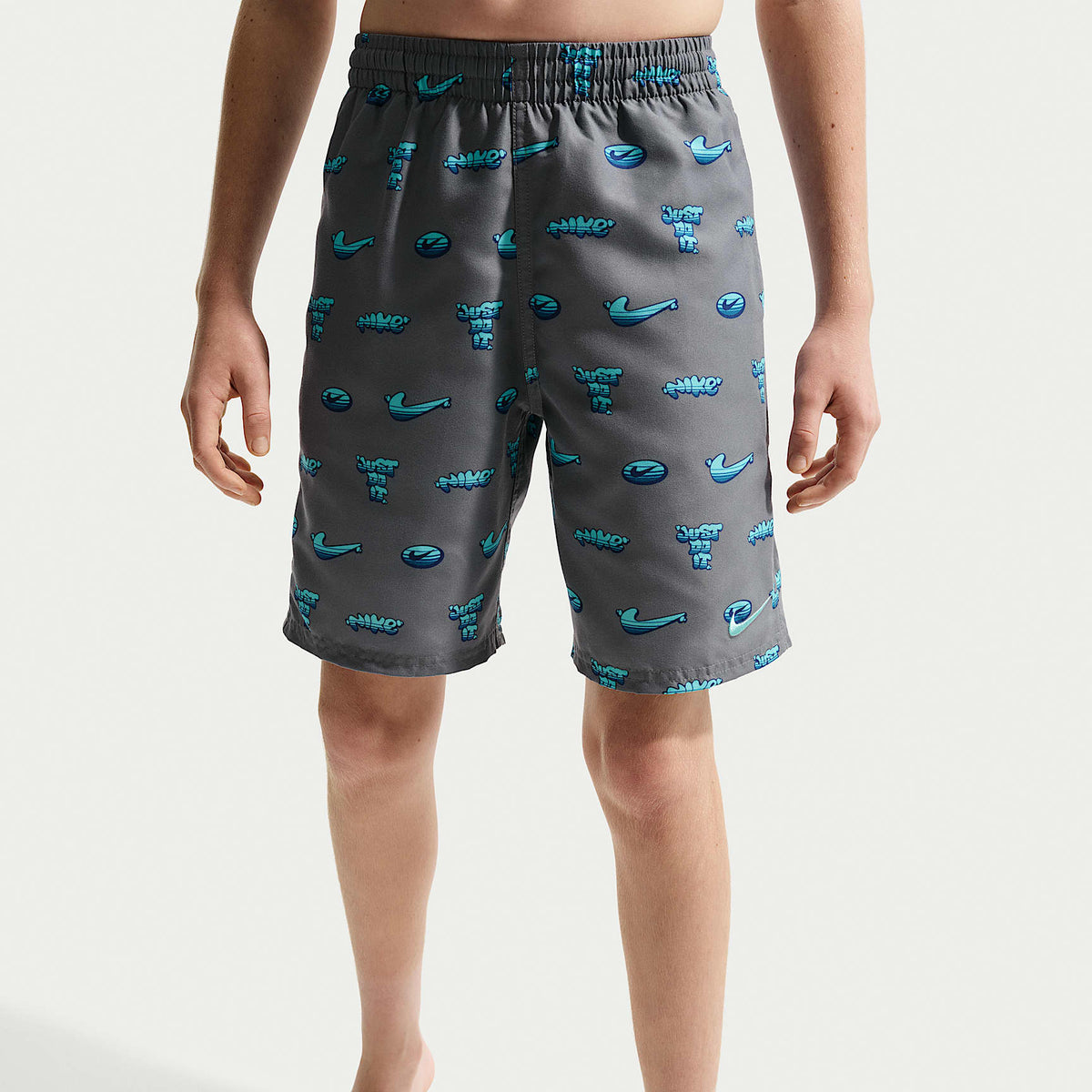 Shorts de playa o alberca con forro de ropa interior de 18 cm para niño talla grande Nike Swim Breaker – Turquesa desteñido – vista 2