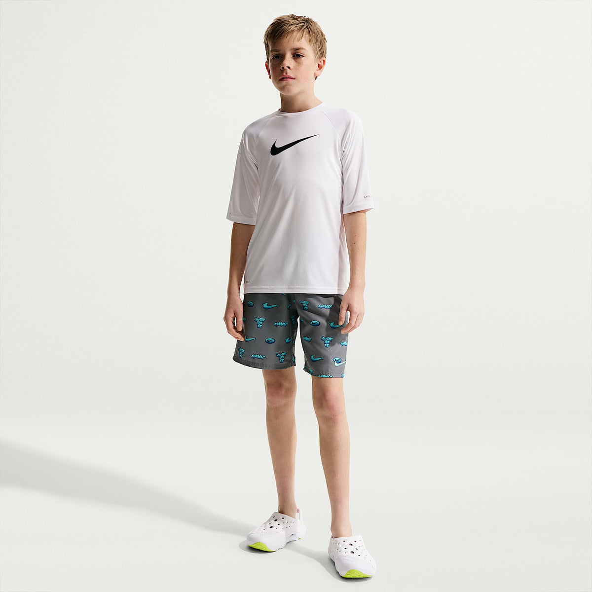 Shorts de playa o alberca con forro de ropa interior de 18 cm para niño talla grande Nike Swim Breaker – Turquesa desteñido – vista 1