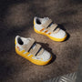 Tenis adidas Disney VL Court 3.0 para Bebés KI9176
