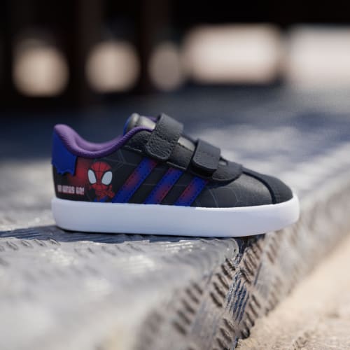Tenis adidas Marvel Spider-Man VL Court 3.0 para Bebés y Niños Pequeños KI9178