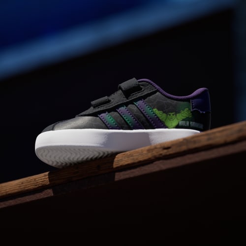 Tenis adidas Marvel Spider-Man VL Court 3.0 para Bebés y Niños Pequeños KI9178