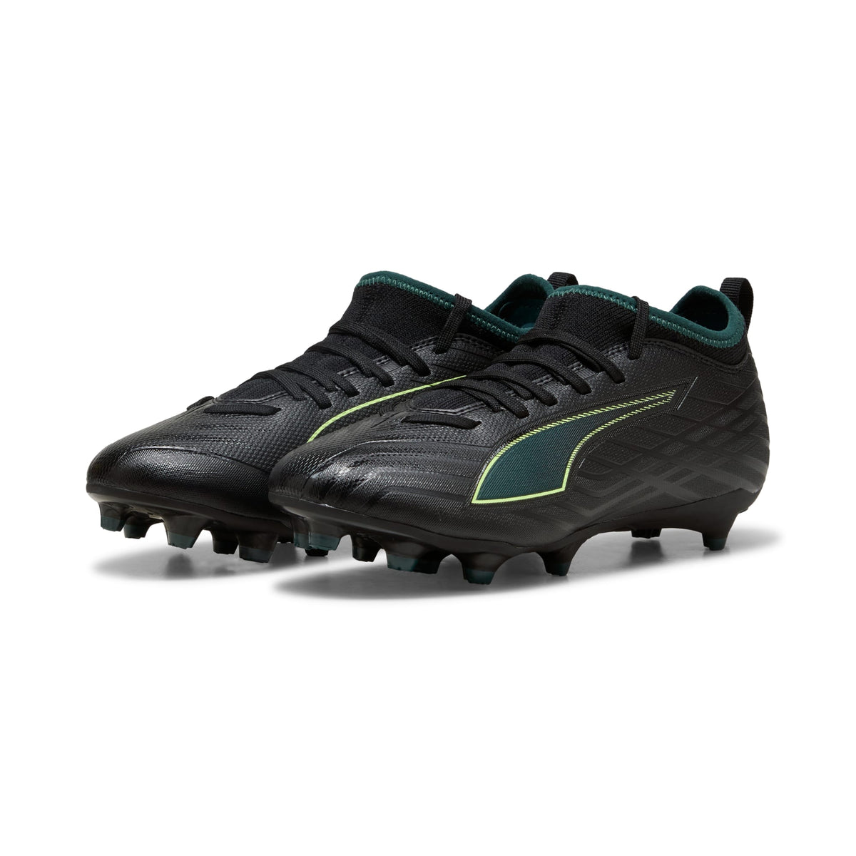 3 Colores, Tacos de futbol juveniles ULTRA 6 MATCH FG/AG – PUMA Black-Fizzy Light-Green Terrain – vista 2