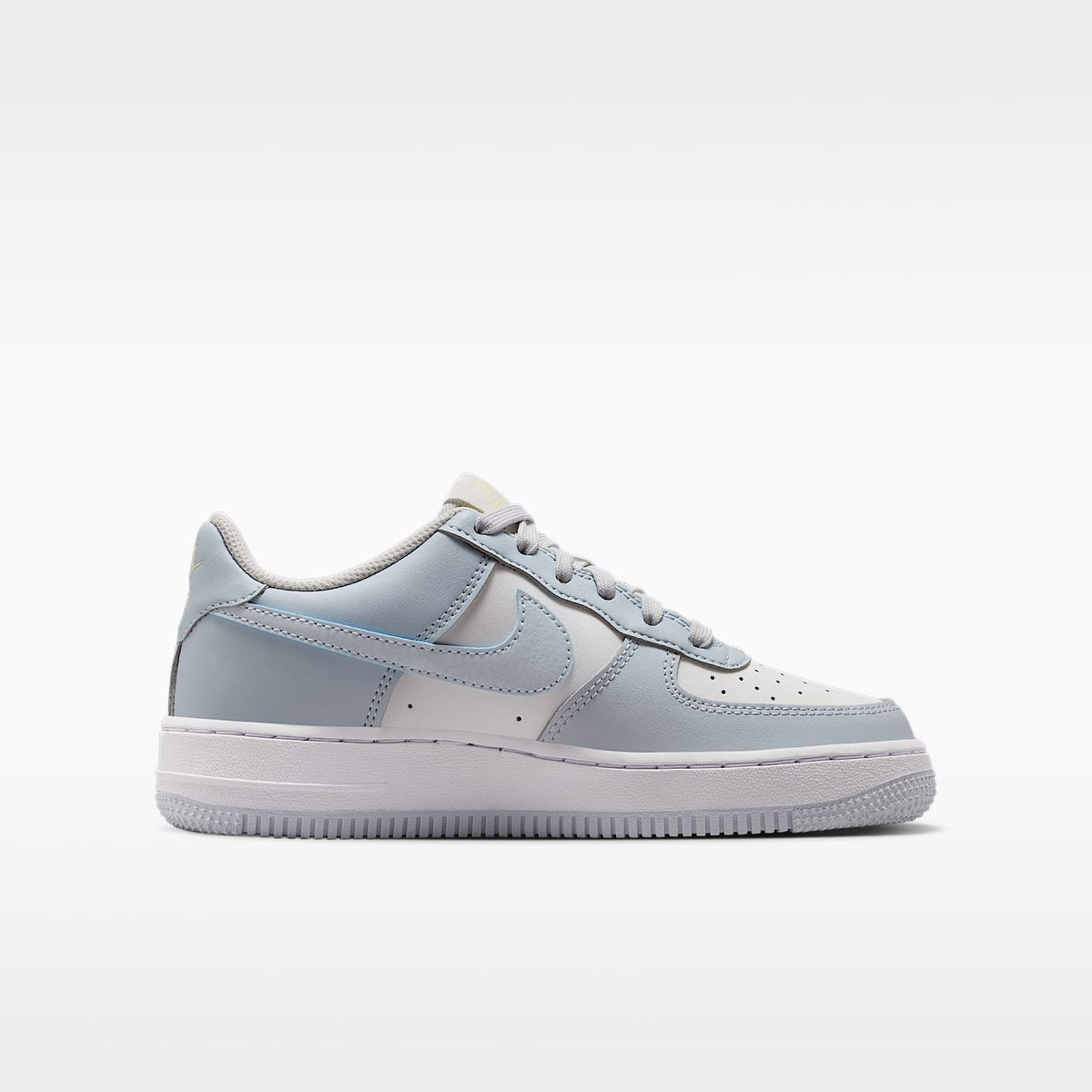 Nike Air Force 1 – Tinte platino/Alabastro/Blanco/Halo – vista 3
