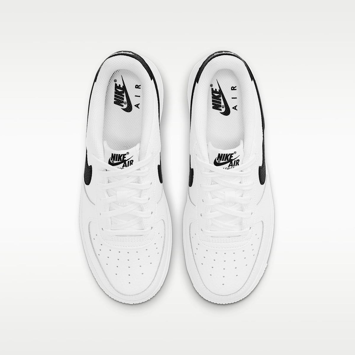Nike Air Force 1 – Blanco/Negro – vista 4