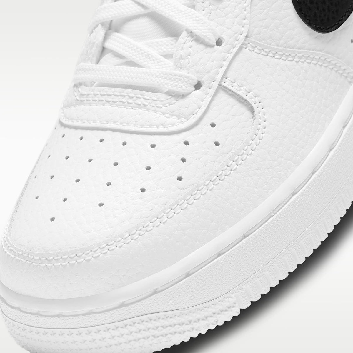 Nike Air Force 1 – Blanco/Negro – vista 7