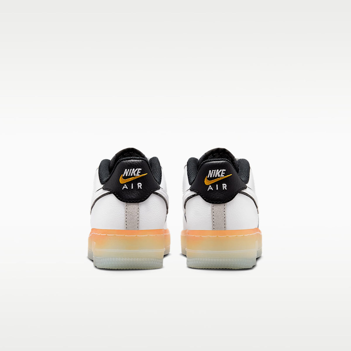 Nike Air Force 1 – Blanco/Negro/Piel de naranja/Blanco – vista 6