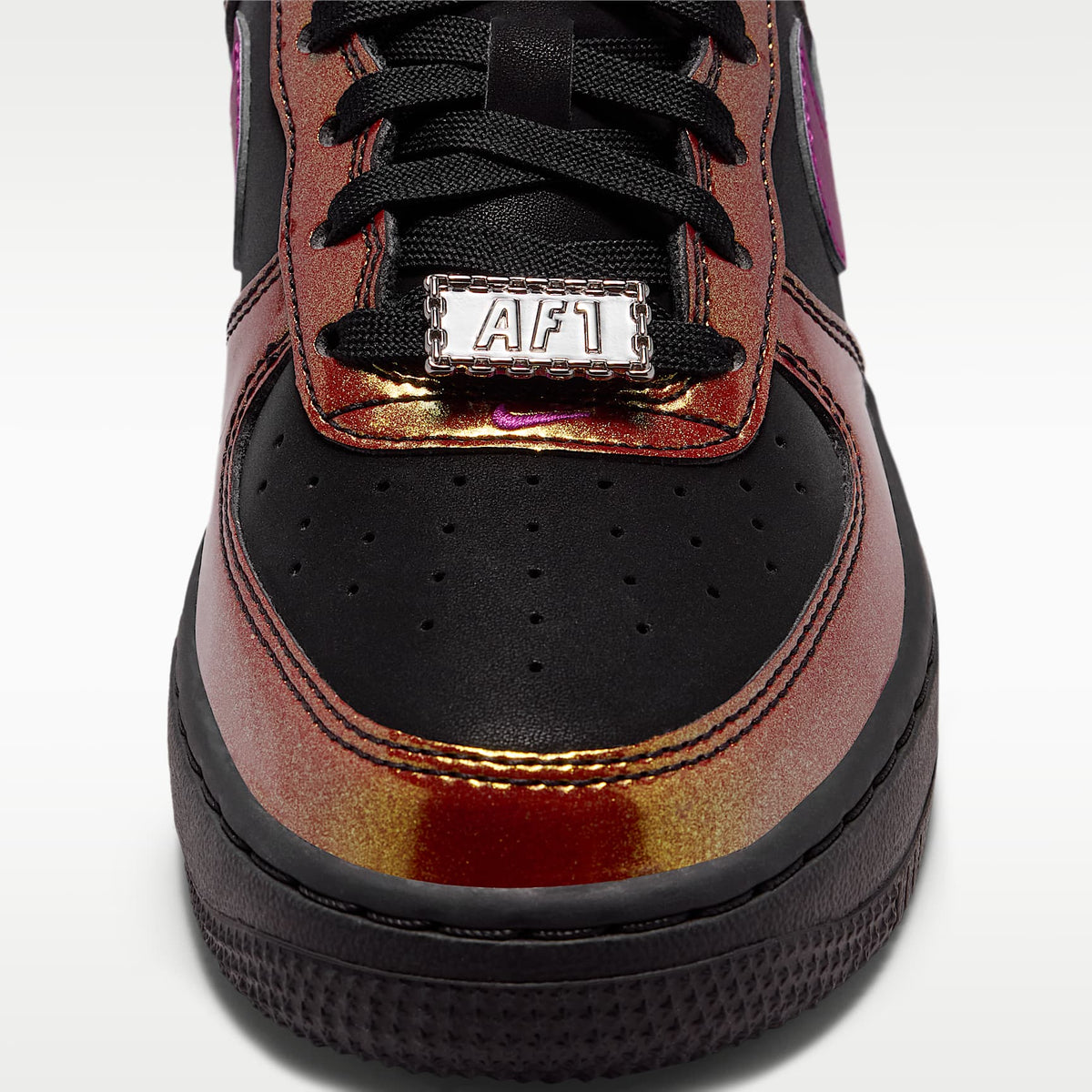 Nike Air Force 1 LV8 – Negro/Baya resaltado – vista 9