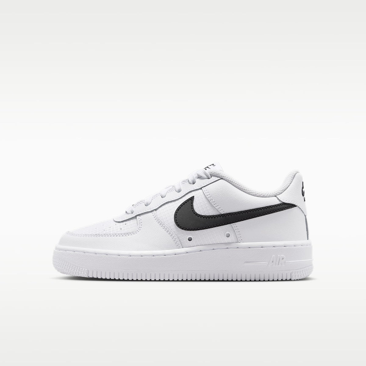 Nike Air Force 1 Tech – Blanco/Blanco/Negro – vista 1