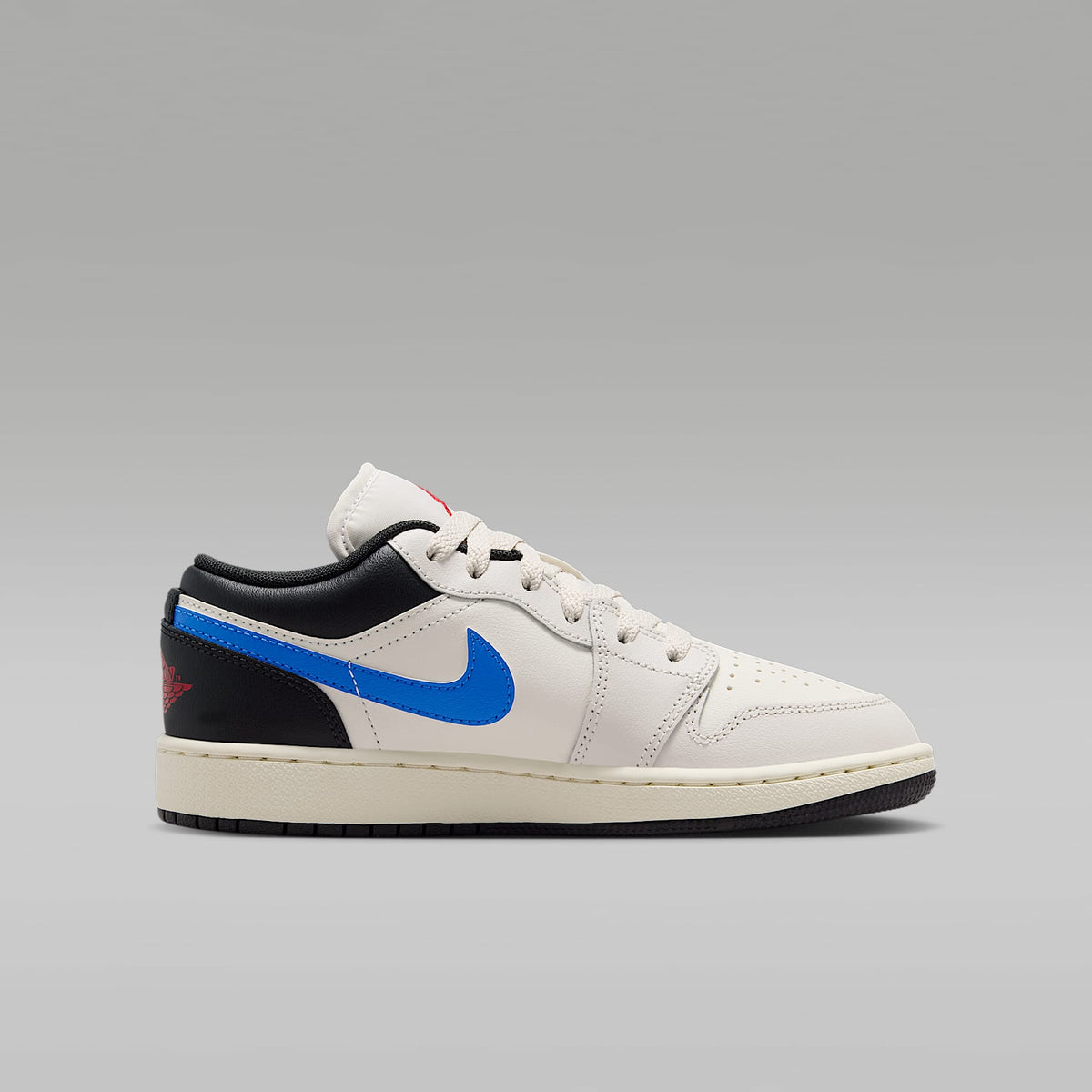 Air Jordan 1 Low – Fantasma/Vela/Sombrío apagado/Rojo universitario – vista 3