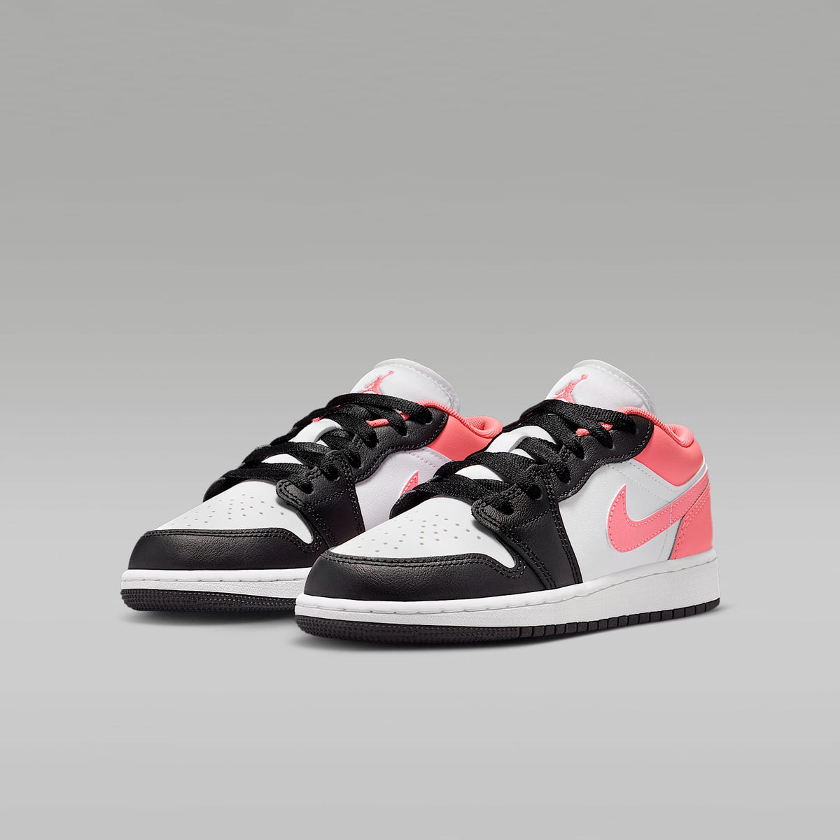 Air Jordan 1 Low – Negro/Blanco/Rosa mirada – vista 5