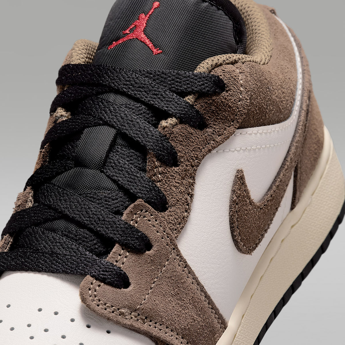Air Jordan 1 Low – Pelaje pardo/Fantasma/Vela/Negro – vista 7