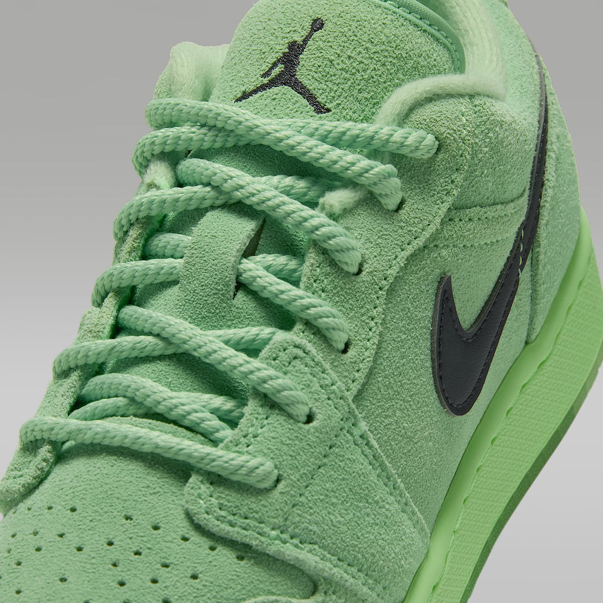Air Jordan 1 Low SE – Avalancha lima/Avalancha lima/Antracita – vista 7
