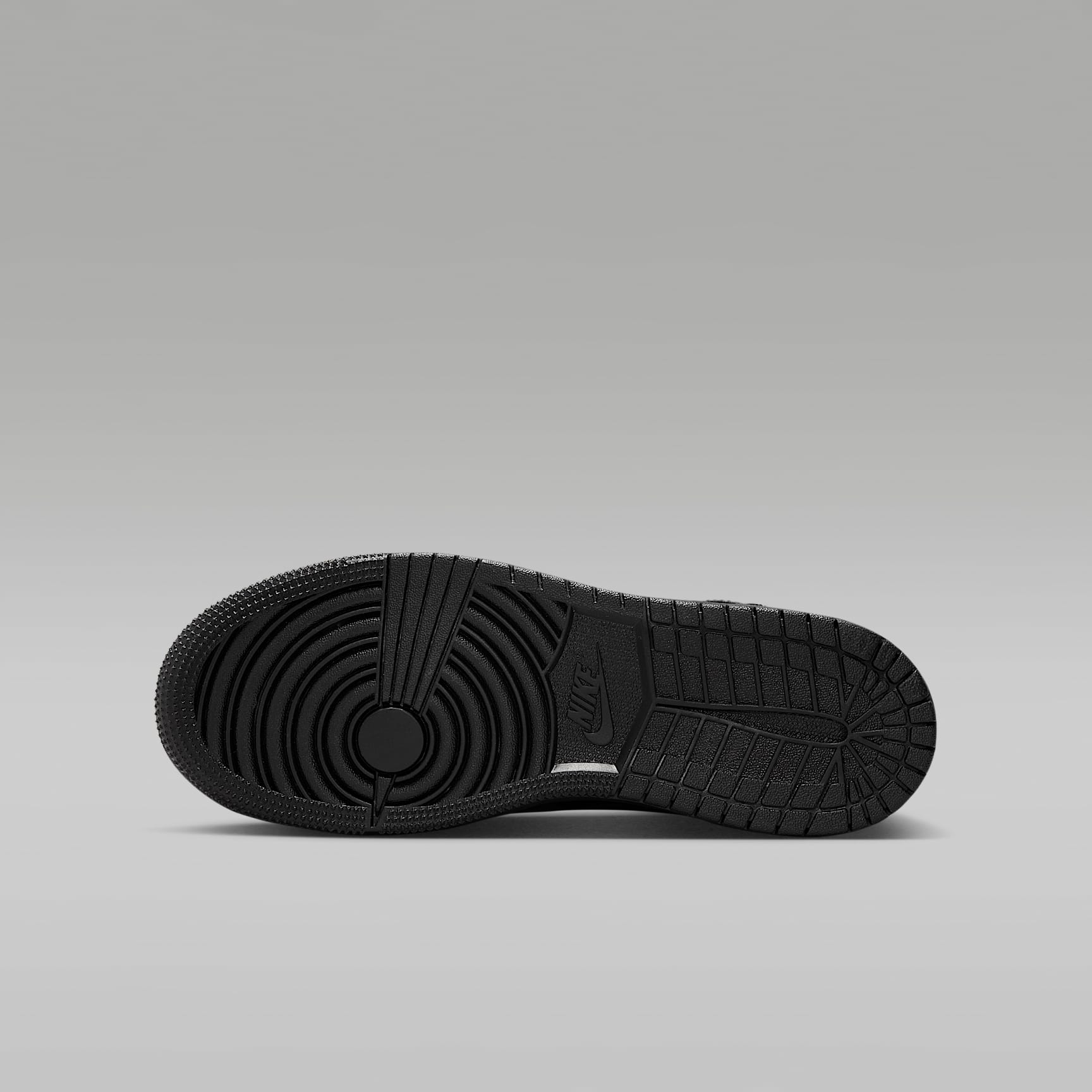 Jordan 1 Mid – Negro/Negro/Negro – vista 2