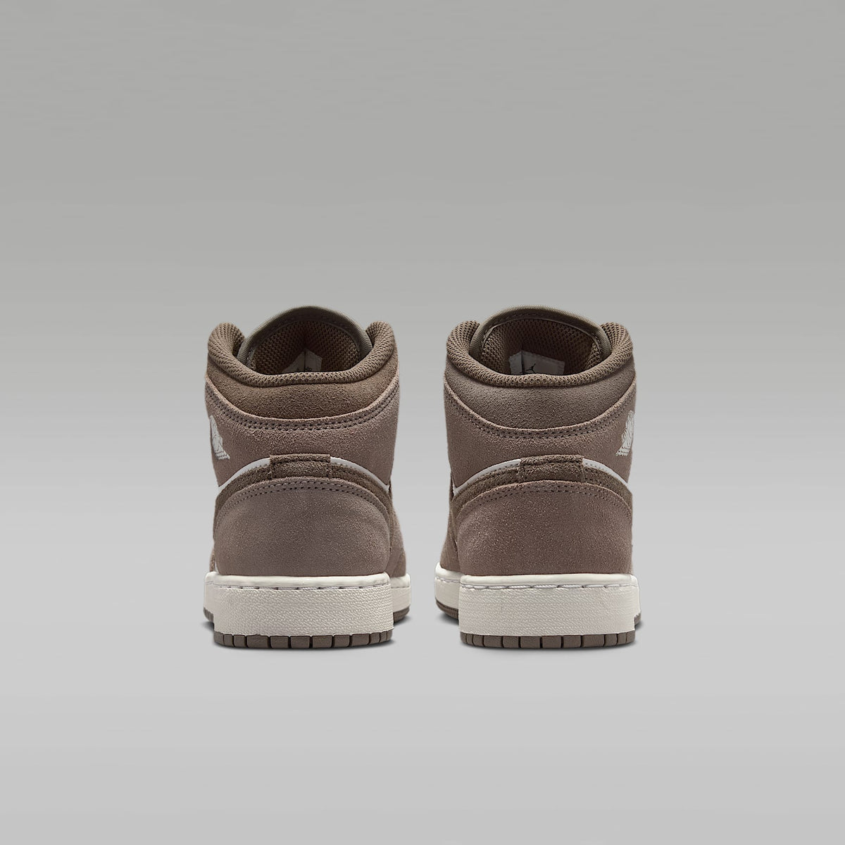 Air Jordan 1 Mid – Piedra enigma/Blanco cumbre/Gris oliva – vista 6