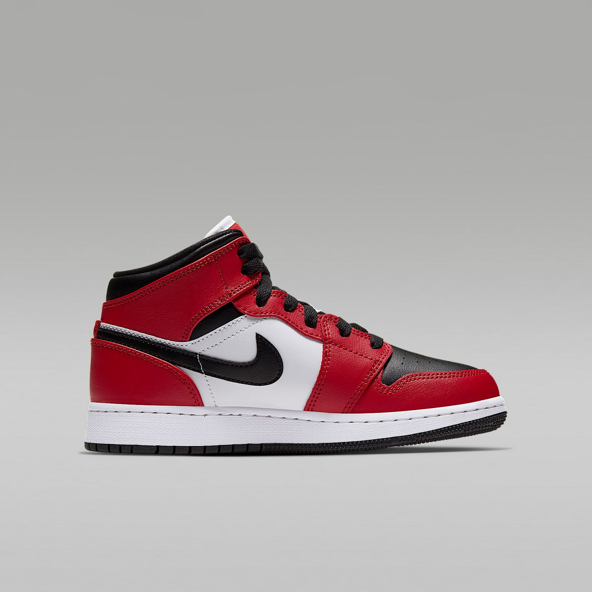 Jordan 1 Mid – Negro/Rojo gimnasio/Negro – vista 3