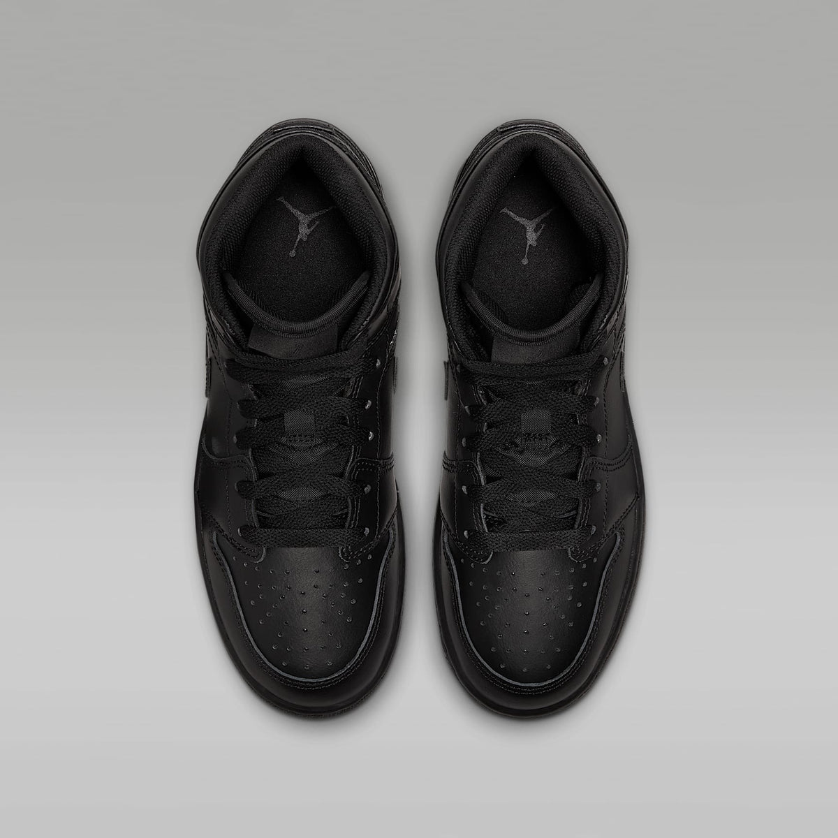 Jordan 1 Mid – Negro/Negro/Negro – vista 4