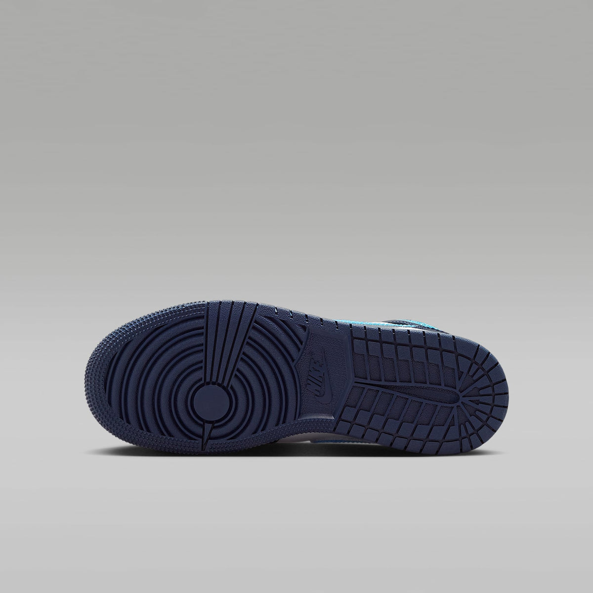 Air Jordan 1 Mid – Obsidiana/Blanco/Azul celeste oscuro – vista 2