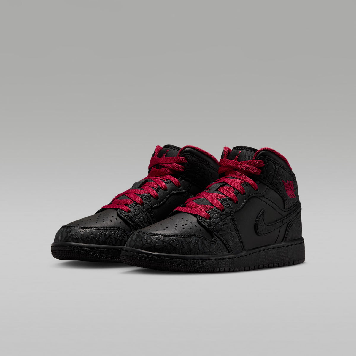 Air Jordan 1 Mid SE – Negro/Negro/Rojo duro – vista 5