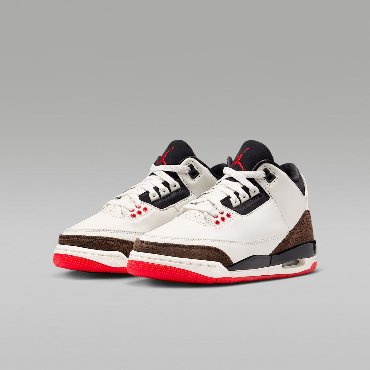 Air Jordan 3 "World's Best" – Vela/Rojo universitario/Marfil pálido/Negro – vista 5