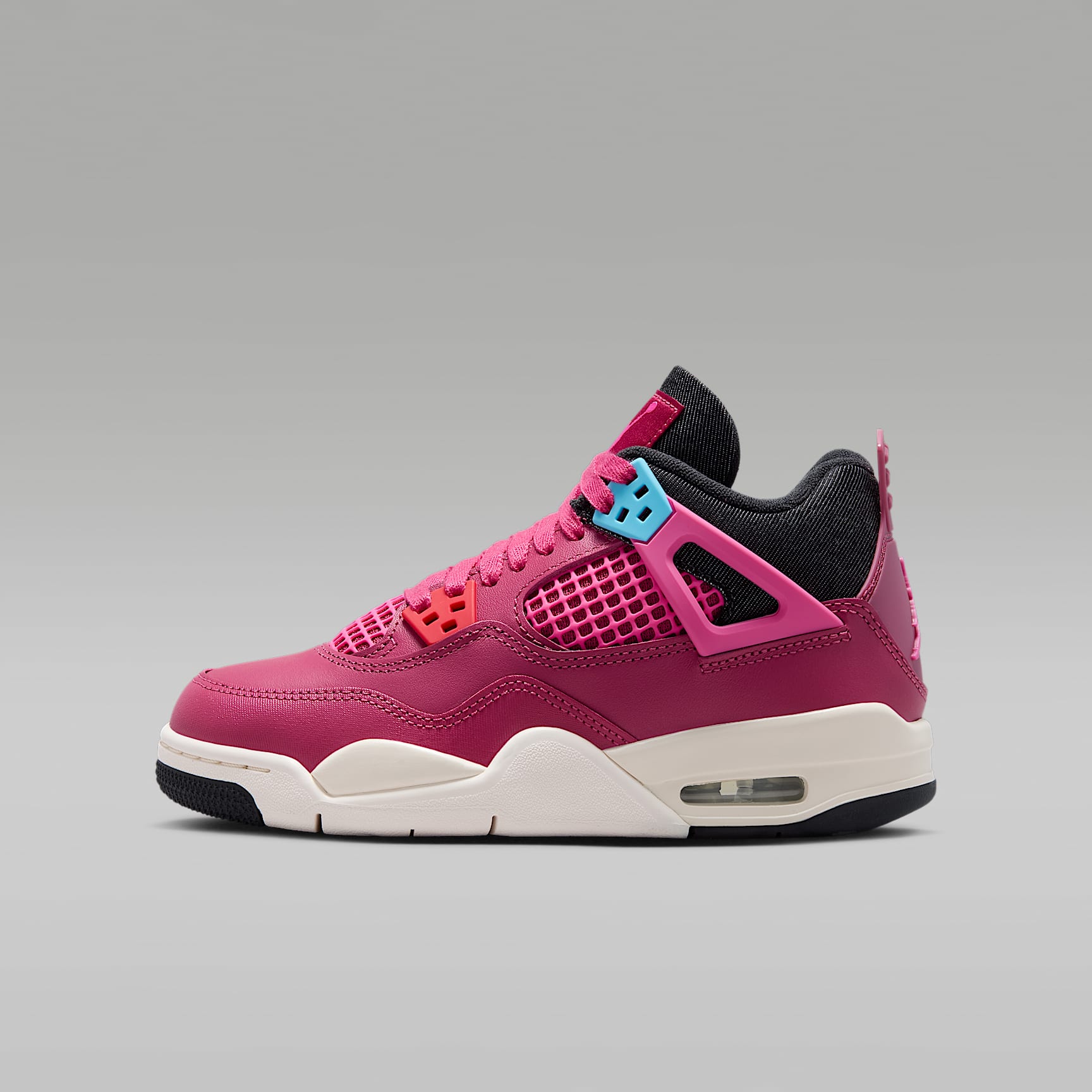 Air Jordan 4 Retro "She's A Star" – Remolacha dulce/Sombrío apagado/Tiza/Rosa desierto – vista 1