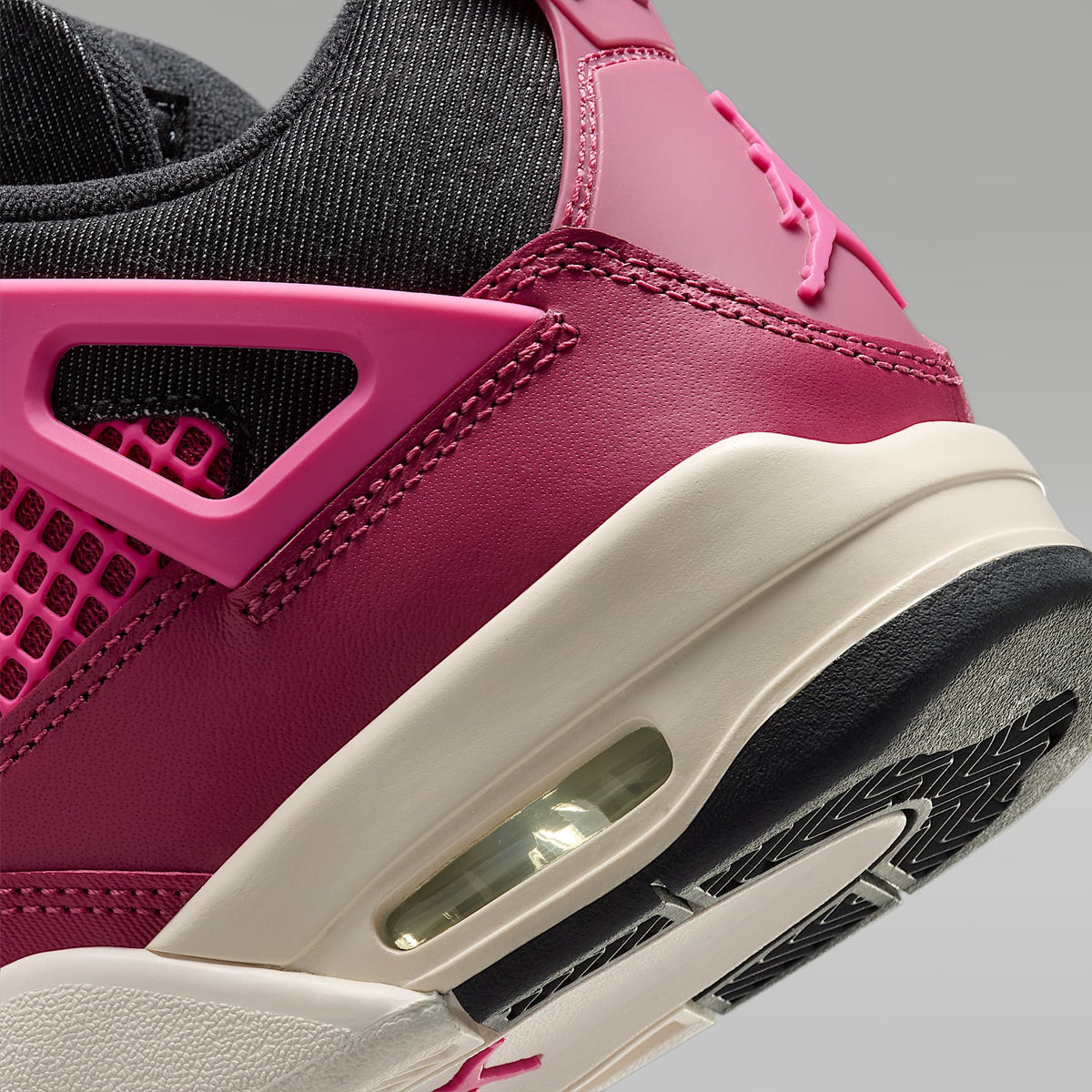 Air Jordan 4 Retro "She's A Star" – Remolacha dulce/Sombrío apagado/Tiza/Rosa desierto – vista 8