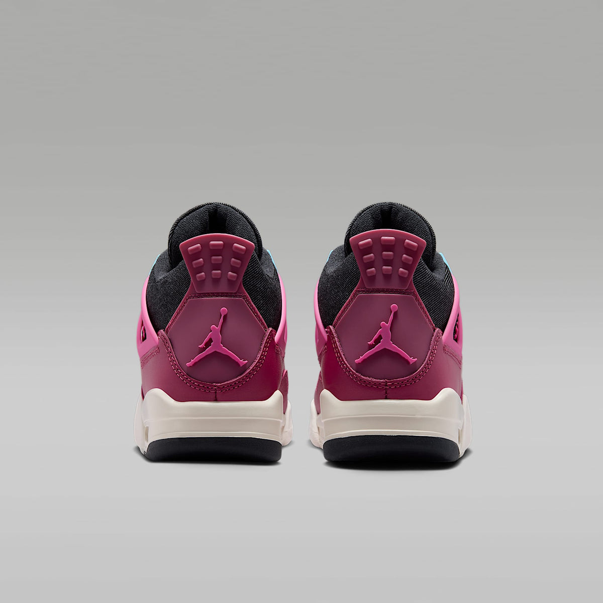 Air Jordan 4 Retro "She's A Star" – Remolacha dulce/Sombrío apagado/Tiza/Rosa desierto – vista 6