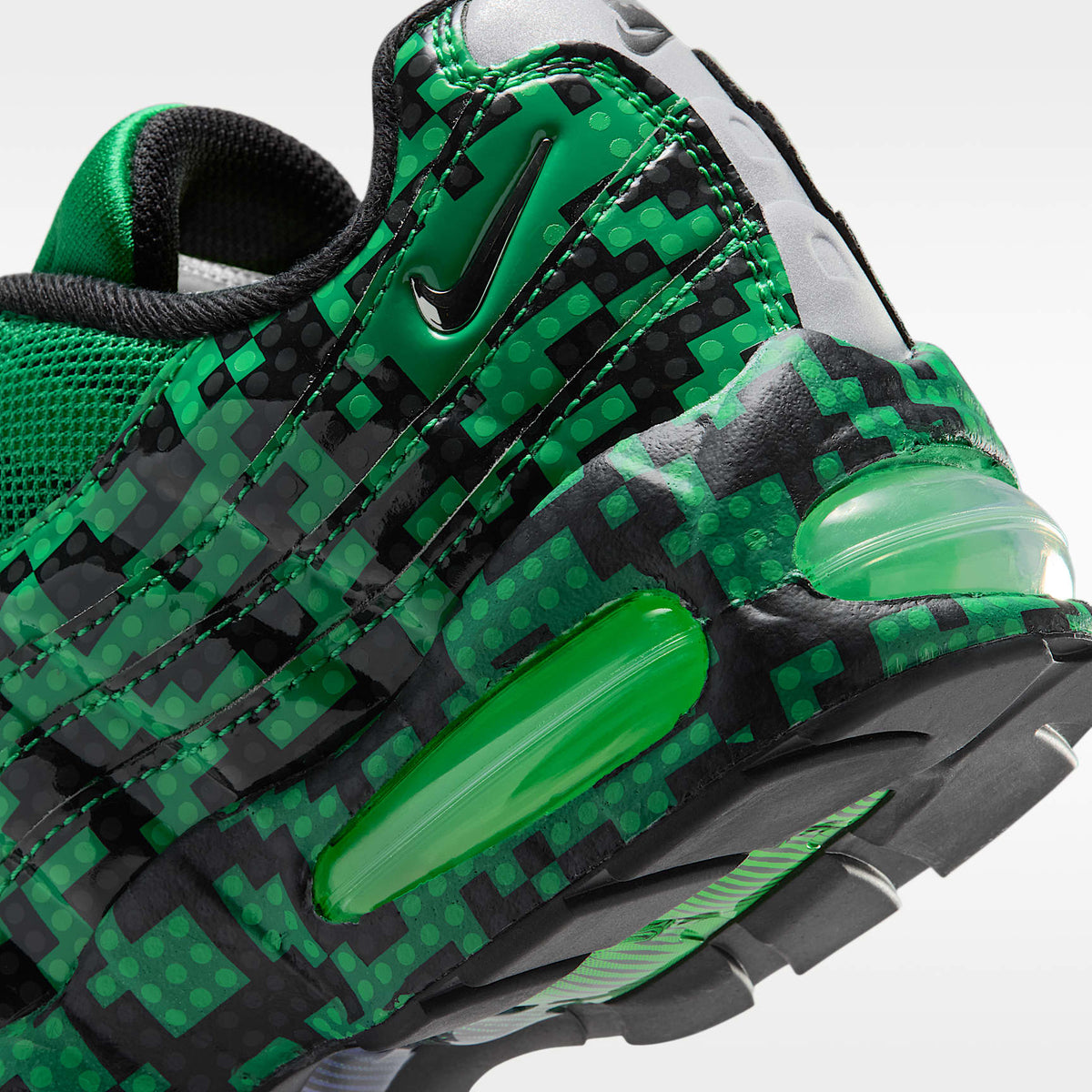 Nike Air Max 95 x LEGO® Collection – Verde suerte/Negro/Verde strike/Plata metalizado – vista 8