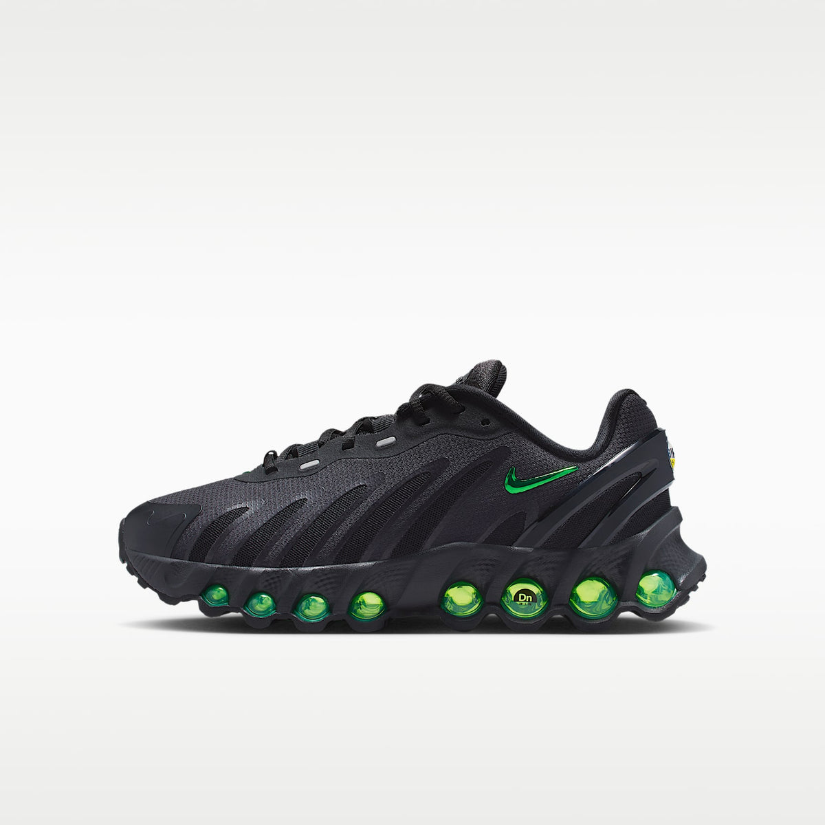 Nike Air Max Dn8 – Negro/Gris humo oscuro/Negro/Verde strike – vista 1