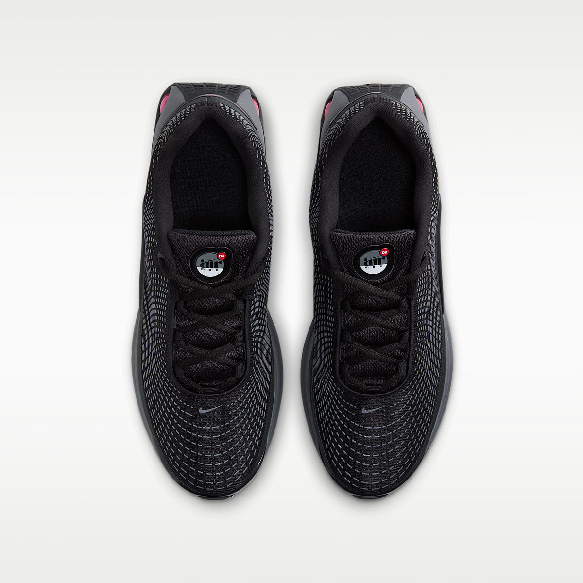 Nike Air Max Dn – Negro/Gris humo oscuro/Antracita/Carmesí claro – vista 4
