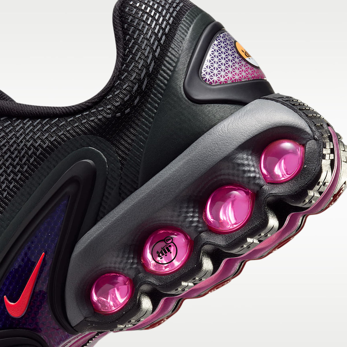 Nike Air Max Dn – Negro/Gris humo oscuro/Antracita/Carmesí claro – vista 8