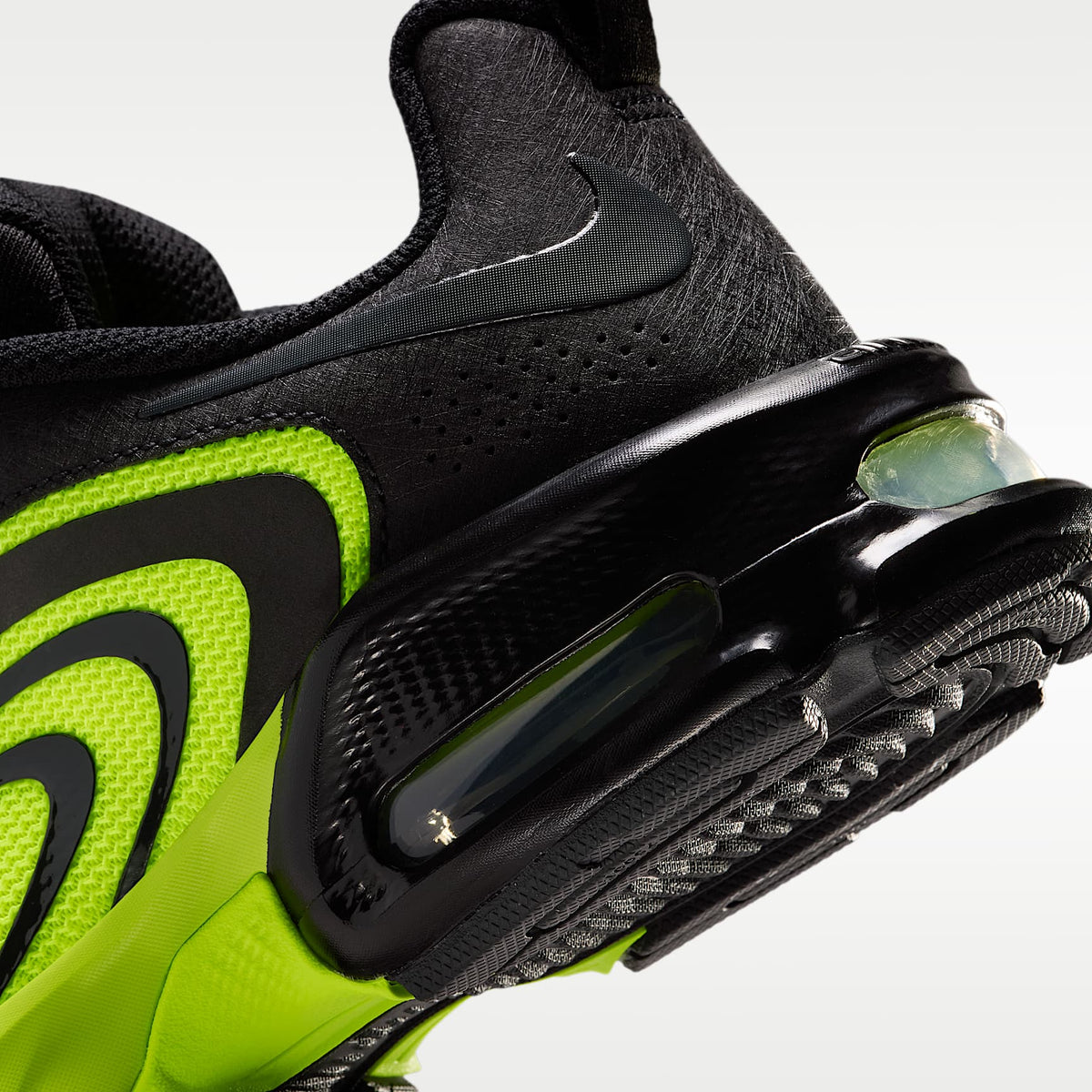 Nike Air Max Fire – Volt/Voltio ligero/Negro/Gris humo oscuro – vista 8