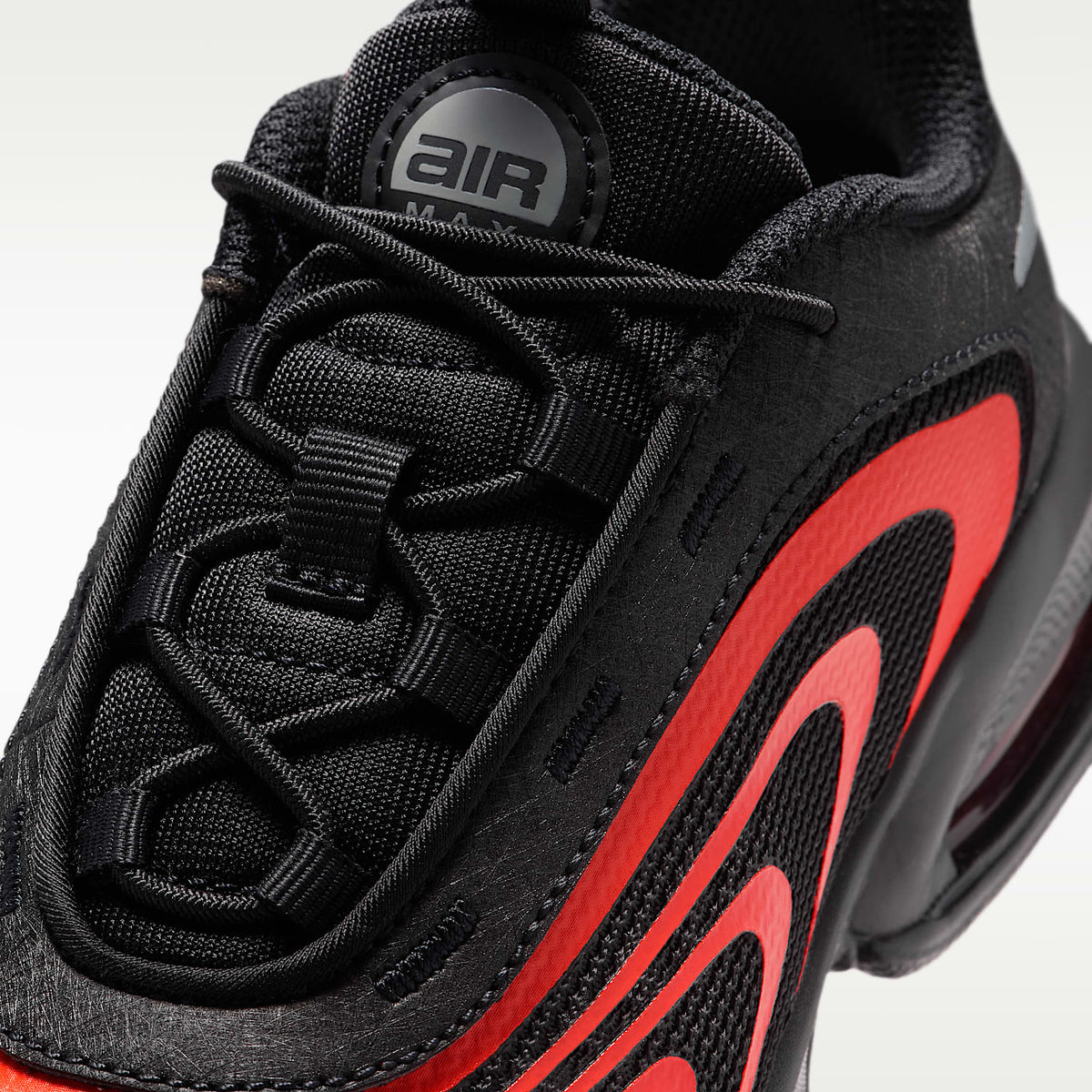 Nike Air Max Fire – Negro/Rojo picante/Gris humo – vista 7