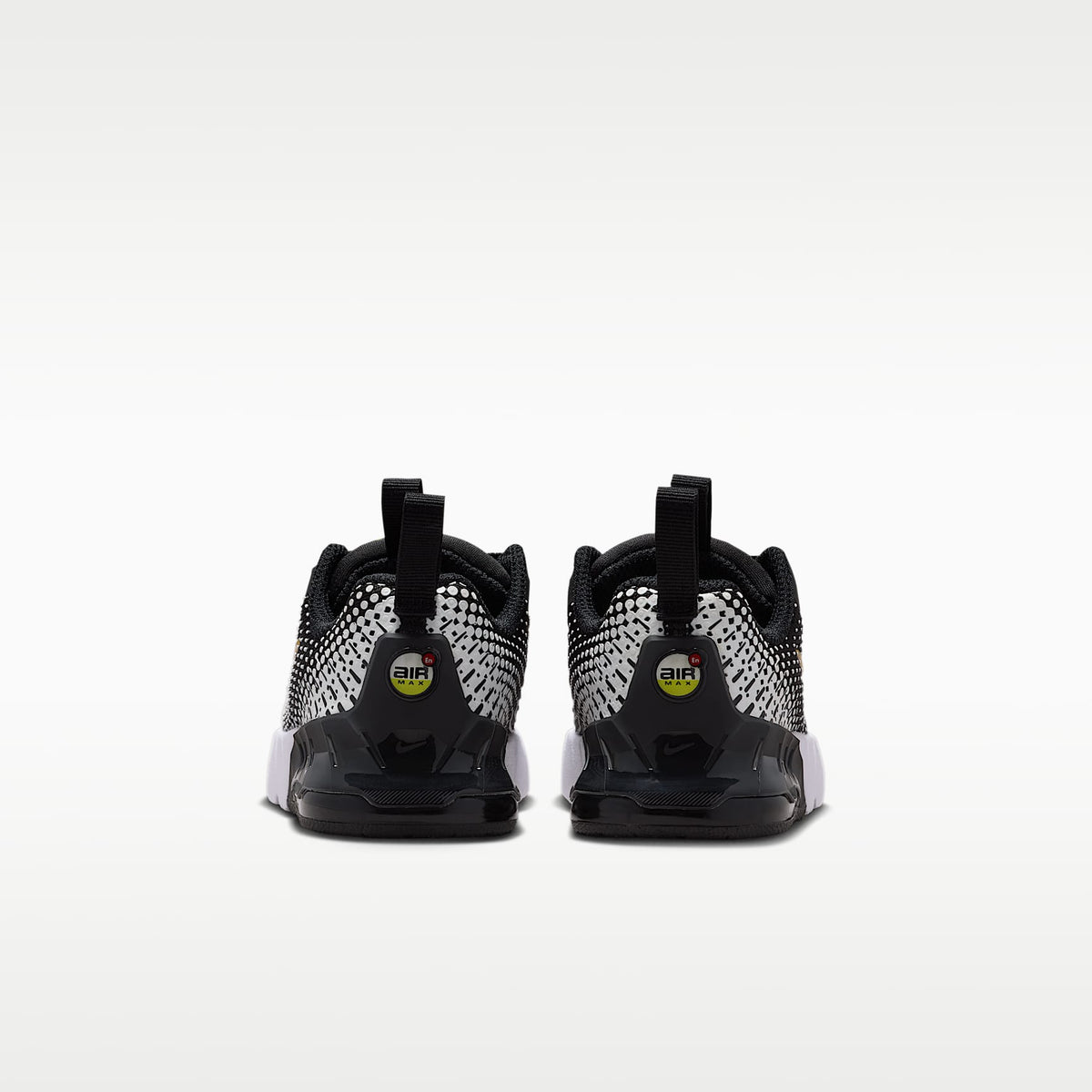 Nike Air Max Phoenix – Negro/Blanco/Oro metalizado – vista 6
