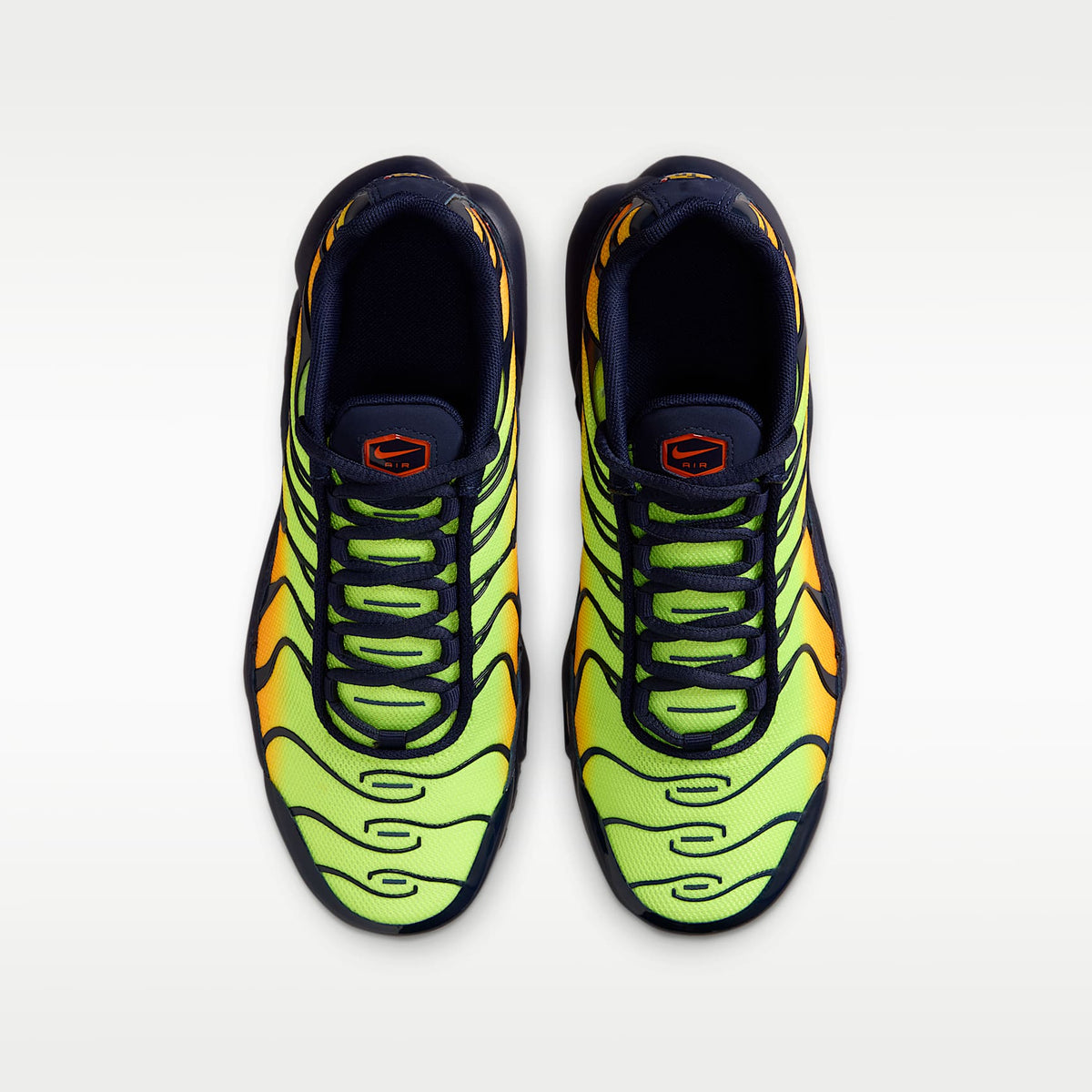 Nike Air Max Plus – Veneno limón/Hipercarmesí/Naranja láser/Azul oscuro – vista 4