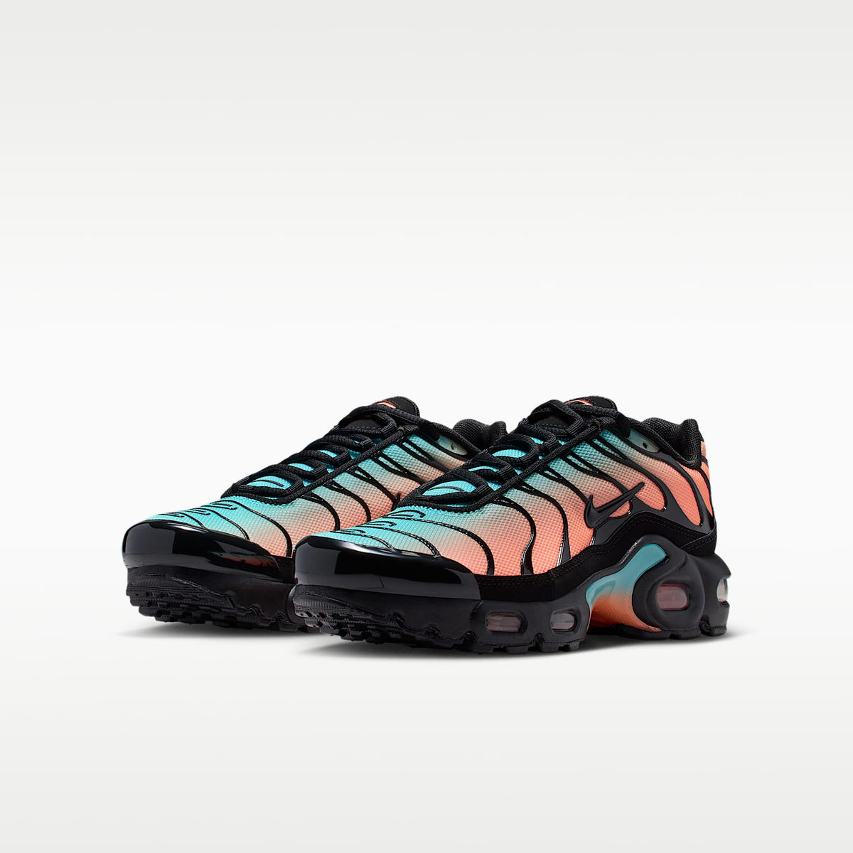 Nike Air Max Plus – Negro/Verde aurora/Naranja pulso/Negro – vista 5