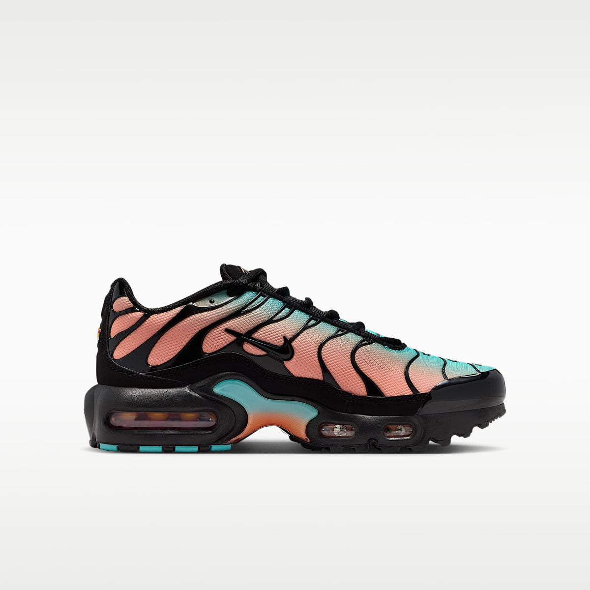 Nike Air Max Plus – Negro/Verde aurora/Naranja pulso/Negro – vista 3